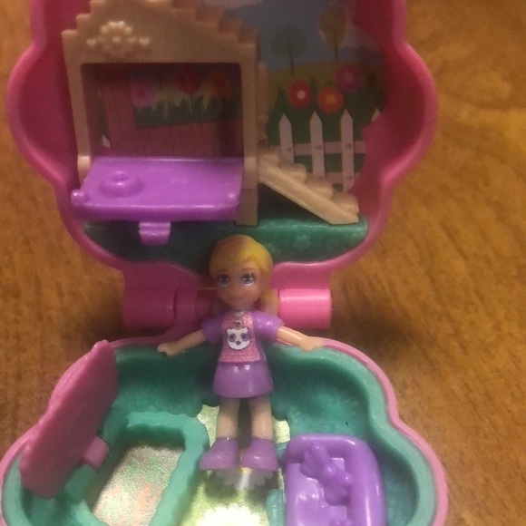 (2) Polly Pocket Inspired Little Houses with a cat, dog and (1) person! - Picture 13 of 17